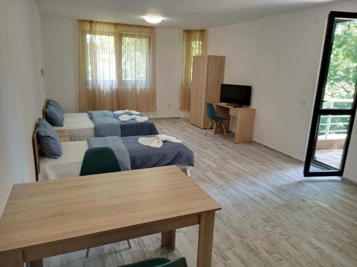Apartment'S Pita & Mare Kiten  Extérieur photo