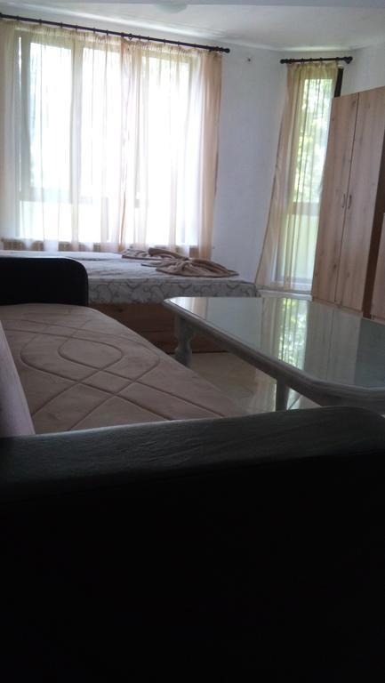 Apartment'S Pita & Mare Kiten  Extérieur photo
